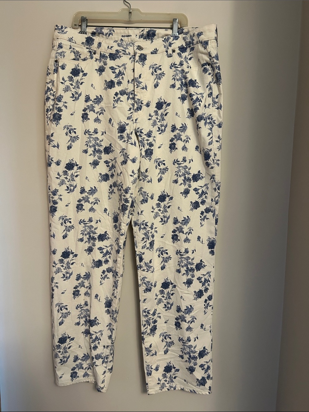 Old Navy White and Blue Floral High-Rise Pants size 18 tall